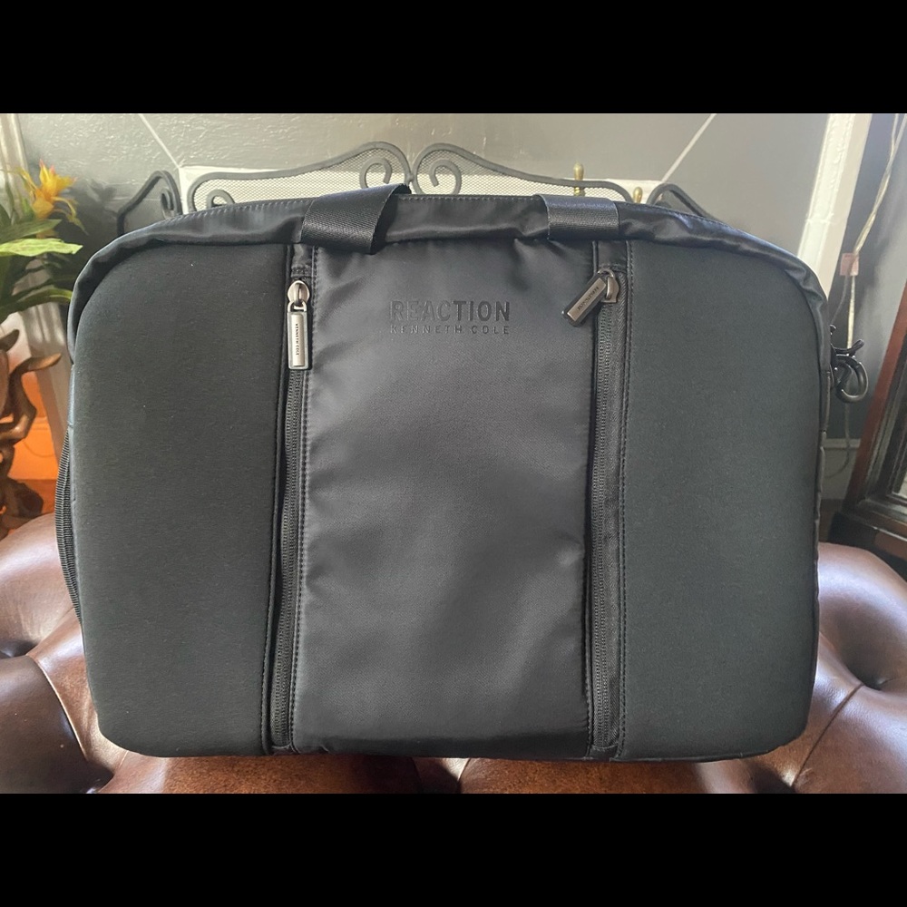 Men’s convertible backpack